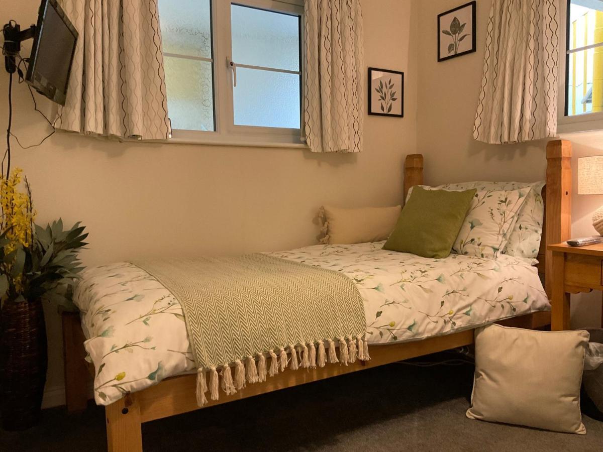 The Great Grubb Bed & Breakfast Totnes Bagian luar foto